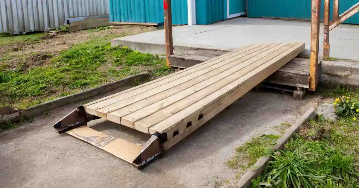 how to build a wheelbarrow ramp out of wood